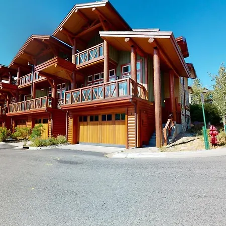 Villa Juniper Crest #2 Townhouse